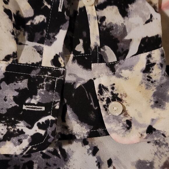 Talbots Two Way Long Sleeve Pocket Floral Blouse Size 10 - Picture 8 of 9